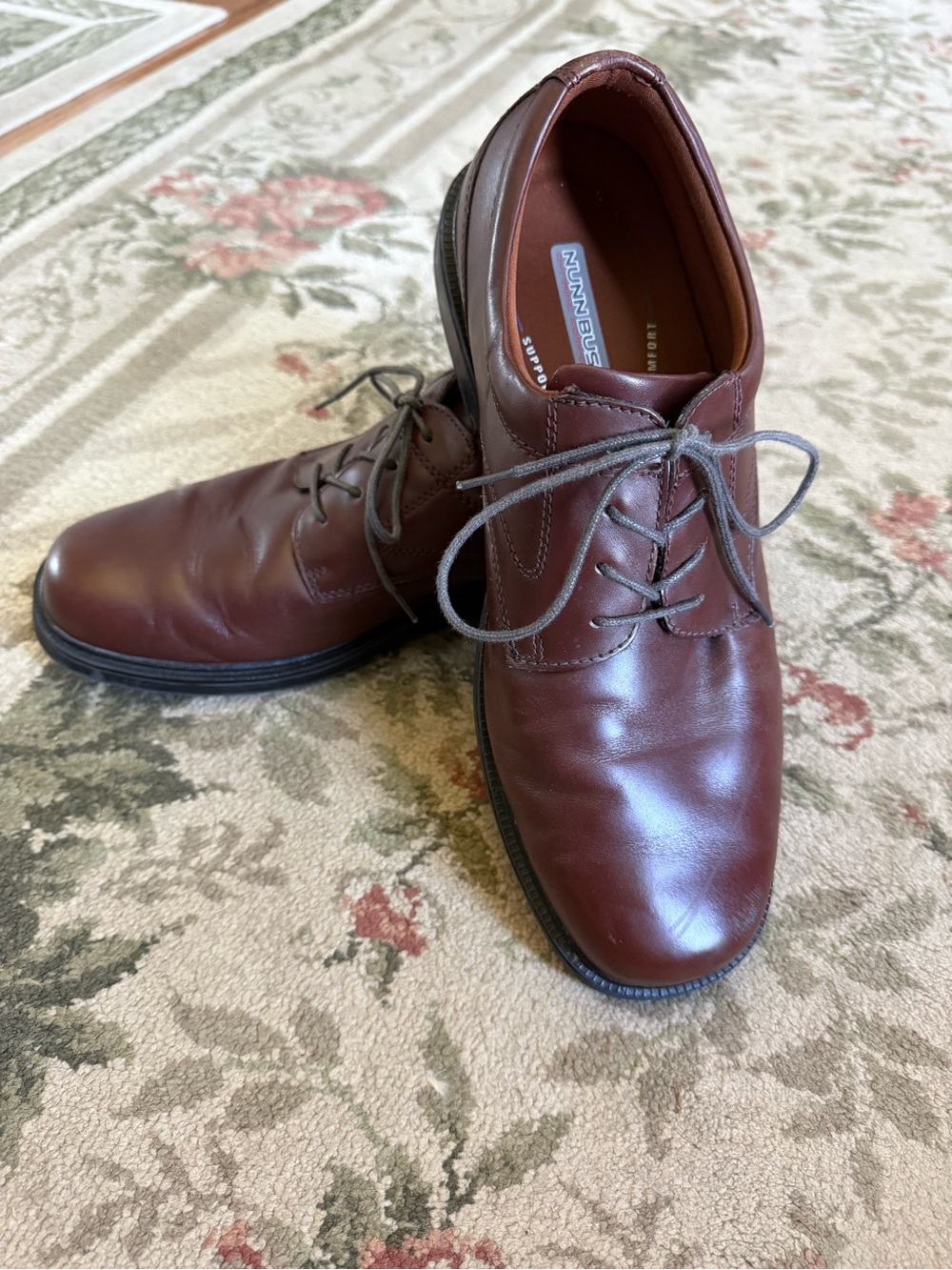 Nunn Bush Men's Turner Congnac Leather Lace-Up Oxfords
